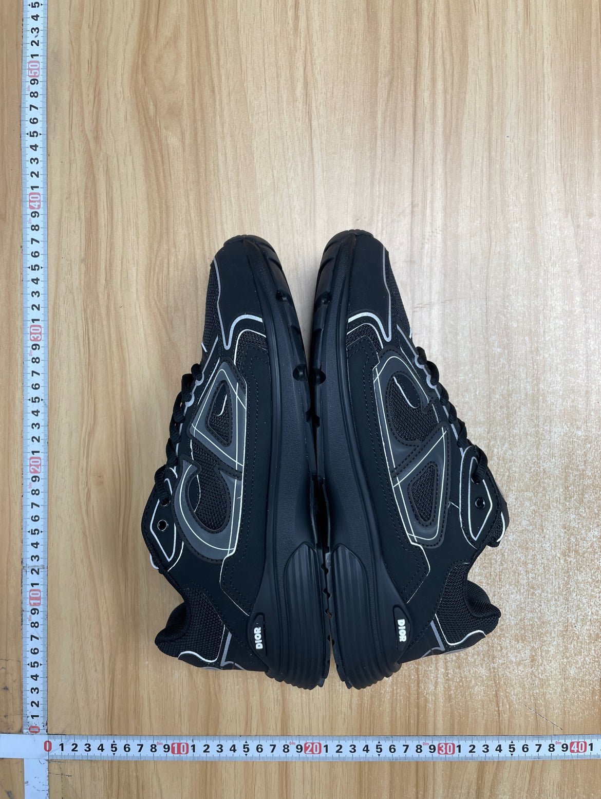 Dior b30