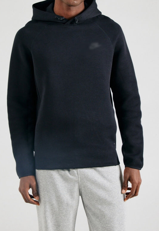 Pull de tech à capuche